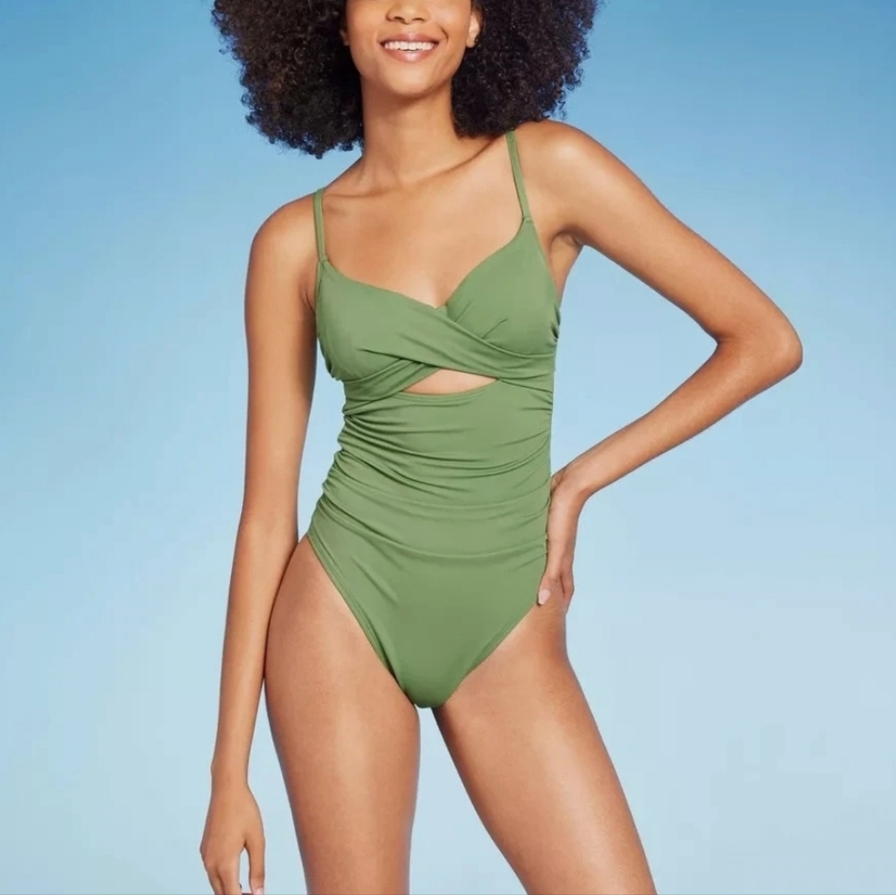11. Shade & Shore Women's Cheeky One Piece Swimsuit Swimwear Green 36D Underwire